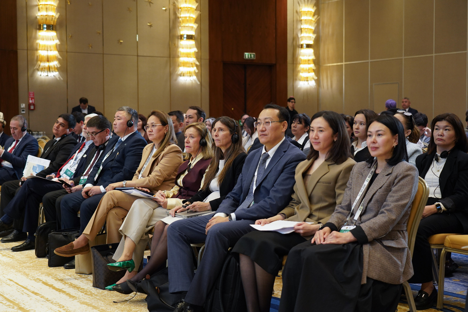 Kazhydromet held a panel session on the early warning system in Central Asia within the framework of the Economic Zone